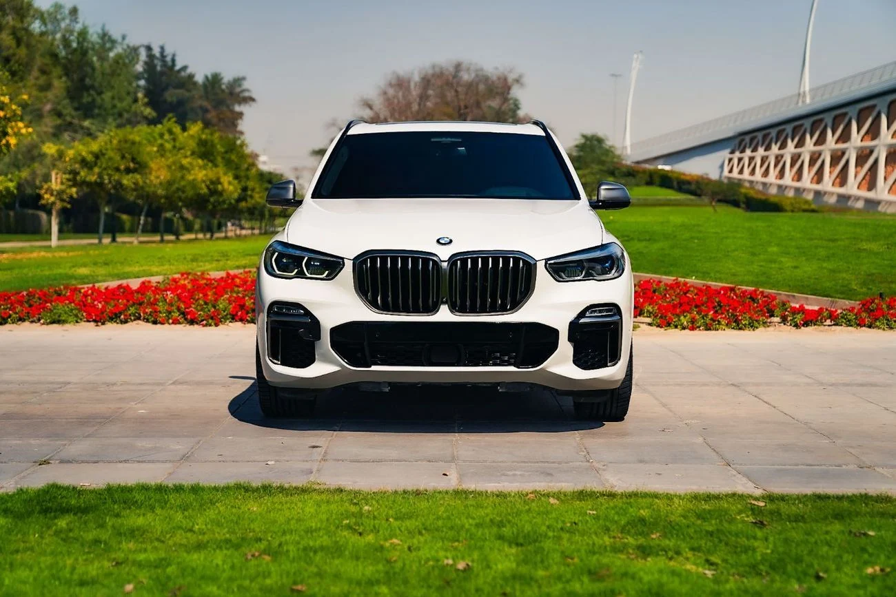 بی‌ام‌و X5 M50i