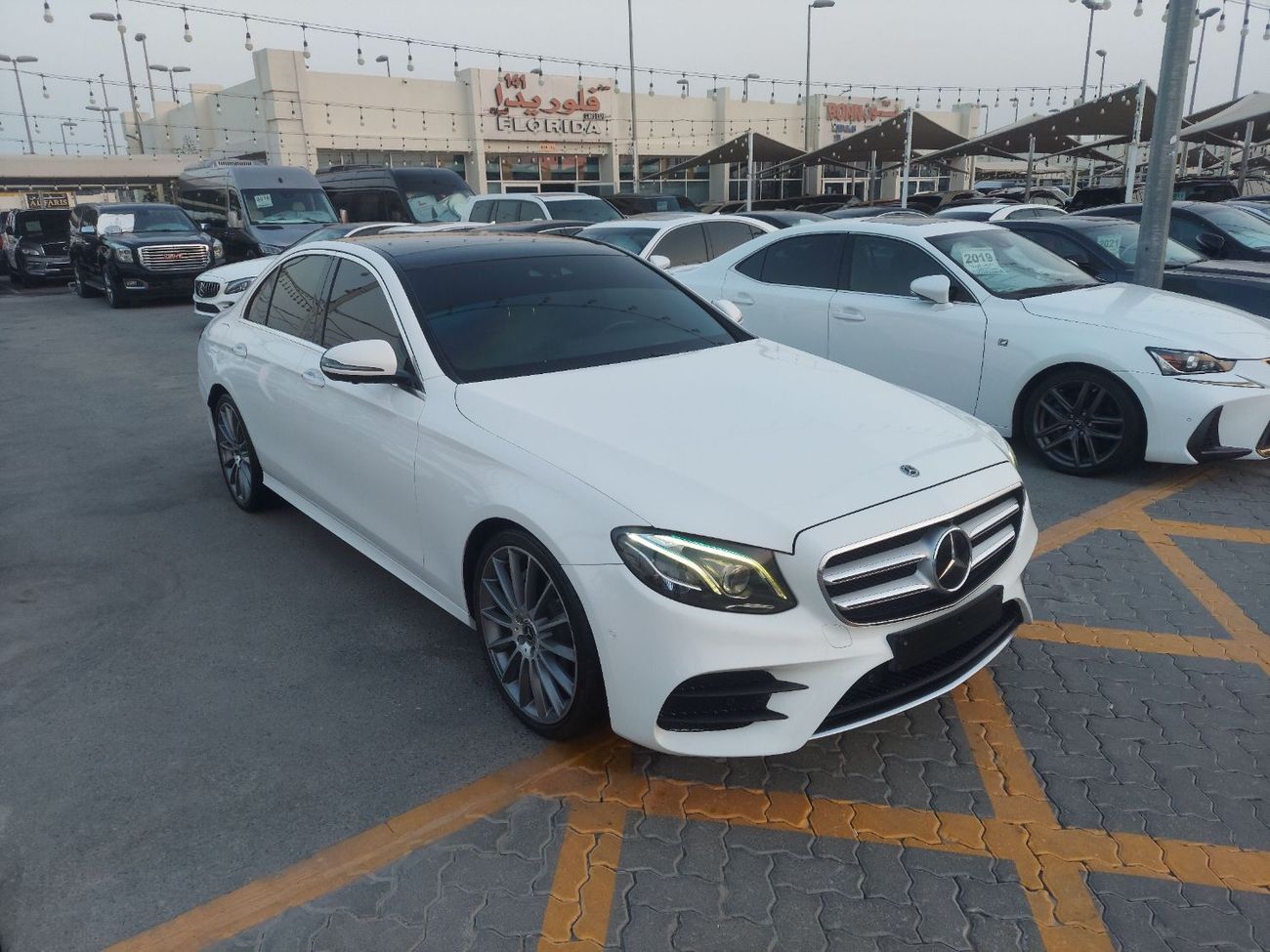 مرسدس بنز E300 مدل 2018