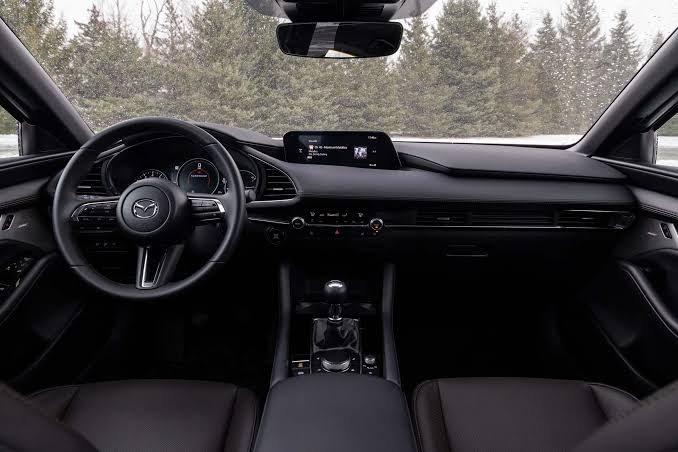 مزدا۳ هاچ‌بک — mazda