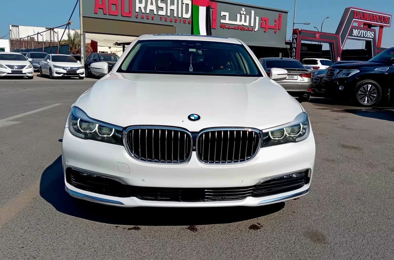 بی‌ام‌و سری 7 مدل 740i 2024 — BMW