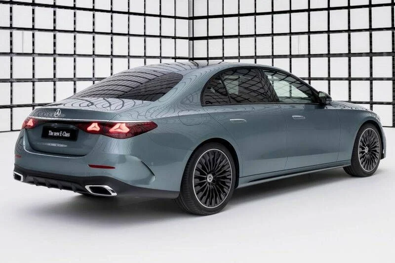 مرسدس بنز E300 مدل 2026 — MERCEDES BENZ