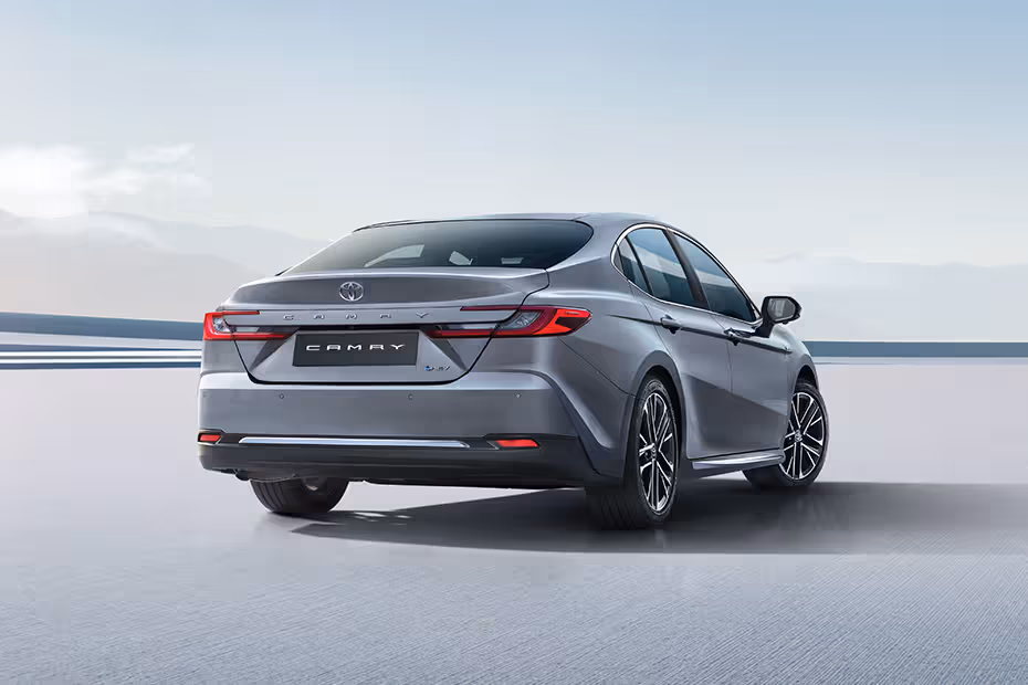 تویوتا کمری 2026 — TOYOTA