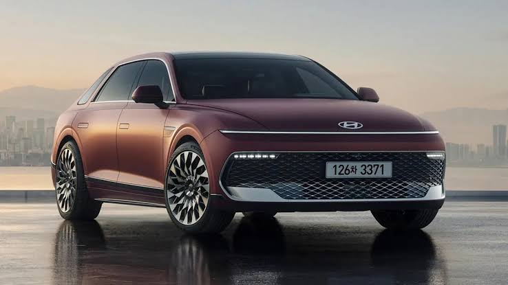 Hyundai Grandeur 2026 — TOYOTA